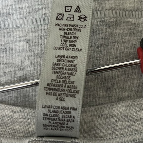 Skims Tshirt Womens Medium Light Heather Gray Jersey Slim Fit Short Sleeve Top - Picture 8 of 10